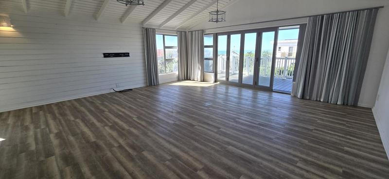 4 Bedroom Property for Sale in Southern Cross Western Cape